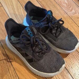 BOYS ADIDAS SNEAKERS